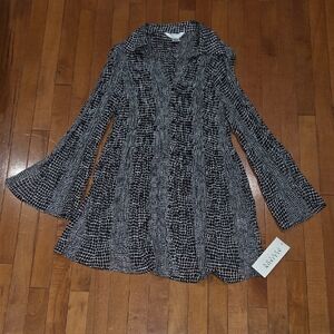 Allison Taylor Monochrome Geometric Top